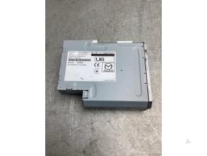 Gebruikte Multi Media Regelunit Mazda CX-5 II (KF) 2.0 SkyActiv-G 165 16V 2WD Prijs € 250,00 Margeregeling aangeboden door Gebr Opdam B.V.