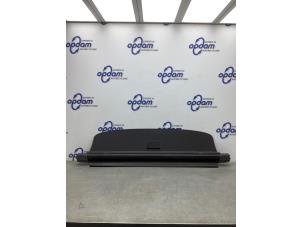 Begagnade Skydd, bagageutrymme Volkswagen Passat Variant (3C5) 2.0 FSI 16V Pris € 75,00 Marginaltabell erbjuds av Gebr Opdam B.V.