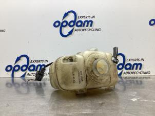 Gebruikte Koelvloeistof Reservoir Volvo S60 I (RS/HV) 2.4 20V 140 Prijs € 35,00 Margeregeling aangeboden door Gebr Opdam B.V.