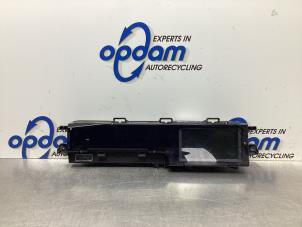 Begagnade Vägmätare KM Renault Scénic II (JM) 2.0 16V Pris € 90,00 Marginaltabell erbjuds av Gebr Opdam B.V.