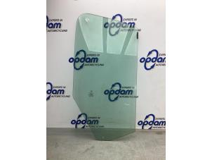 Begagnade Dörrfönster, 4-dörrars, höger fram Fiat Ducato (250) 2.3 D 150 Multijet Pris € 72,60 Inklusive moms erbjuds av Gebr Opdam B.V.