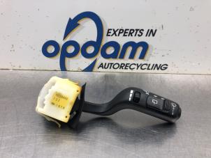 Gebruikte Ruitenwis Schakelaar Saab 9-5 Estate (YS3E) 1.9 TiD 16V Prijs € 30,00 Margeregeling aangeboden door Gebr Opdam B.V.