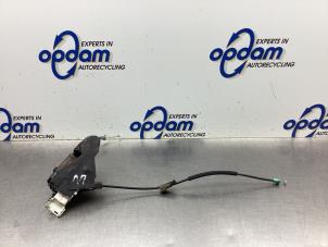 Gebruikte Deurslot Mechaniek 4Deurs links-voor Citroen C4 Berline (LC) 1.4 16V Prijs € 50,00 Margeregeling aangeboden door Gebr Opdam B.V.