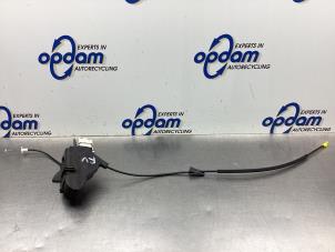 Gebruikte Deurslot Mechaniek 2Deurs rechts Citroen C4 Coupé (LA) 1.4 16V Prijs € 50,00 Margeregeling aangeboden door Gebr Opdam B.V.