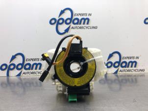 Używane Pierscien poduszki powietrznej Mitsubishi Colt CZC 1.5 16V Cena € 150,00 Procedura marży oferowane przez Gebr Opdam B.V.