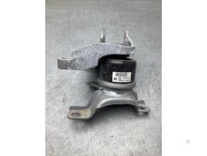 Begagnade Motorfäste Landrover Discovery Sport (LC) 2.0 Si4 16V Pris € 50,00 Marginaltabell erbjuds av Gebr Opdam B.V.