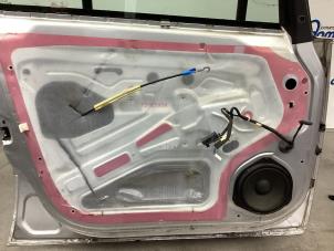 Gebruikte Raammechaniek 4Deurs links-voor Opel Zafira (M75) 1.8 16V Ecotec Prijs € 60,00 Margeregeling aangeboden door Gebr Opdam B.V.