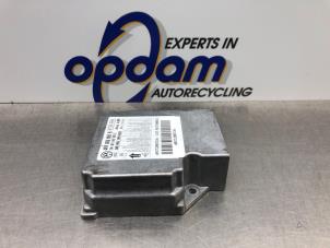 Begagnade Airbagmodul Audi A6 (C6) 3.2 V6 24V FSI Quattro Pris € 100,00 Marginaltabell erbjuds av Gebr Opdam B.V.