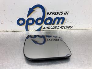 Begagnade Spegelglas, höger Mercedes B (W245) 1.5 B-150 16V Pris € 35,00 Marginaltabell erbjuds av Gebr Opdam B.V.