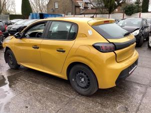 Gebruikte Tank Peugeot 208 II (UB/UH/UP) 1.2 Vti 12V PureTech 75 Prijs € 250,00 Margeregeling aangeboden door Gebr Opdam B.V.
