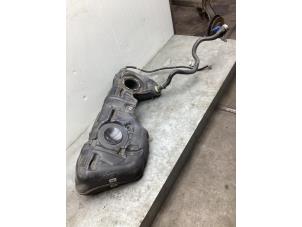 Gebruikte Tank BMW 1 serie (F21) 114i 1.6 16V Prijs € 200,00 Margeregeling aangeboden door Gebr Opdam B.V.