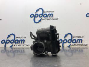 Gebruikte Gasklephuis Mitsubishi Space Star (A0) 1.0 12V Prijs € 85,00 Margeregeling aangeboden door Gebr Opdam B.V.