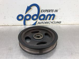 Gebruikte Krukas Poelie Mitsubishi Space Star (A0) 1.0 12V Prijs € 40,00 Margeregeling aangeboden door Gebr Opdam B.V.