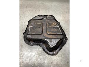 Begagnade Oljetråg Nissan Qashqai (J11) 1.6 DIG-T 163 16V Pris € 30,00 Marginaltabell erbjuds av Gebr Opdam B.V.