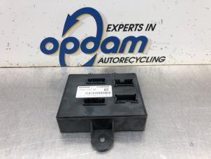 Gebruikte Module Bodycontrol Renault Clio IV (5R) 1.5 Energy dCi 90 FAP Prijs € 90,00 Margeregeling aangeboden door Gebr Opdam B.V.