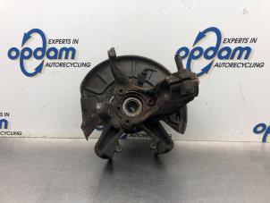 Begagnade Spindel, vänster fram Volkswagen Golf Plus (5M1/1KP) 1.4 16V Pris € 60,00 Marginaltabell erbjuds av Gebr Opdam B.V.