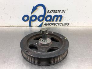 Gebruikte Krukas Poelie Mitsubishi Space Star (A0) 1.0 12V Prijs € 35,00 Margeregeling aangeboden door Gebr Opdam B.V.