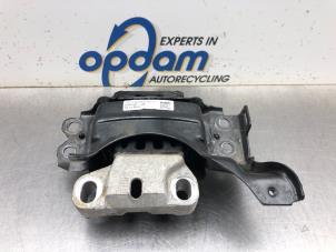 Begagnade Fäste, växellåda Volkswagen Polo VI (AW1) 1.0 TSI 12V Pris € 50,00 Marginaltabell erbjuds av Gebr Opdam B.V.