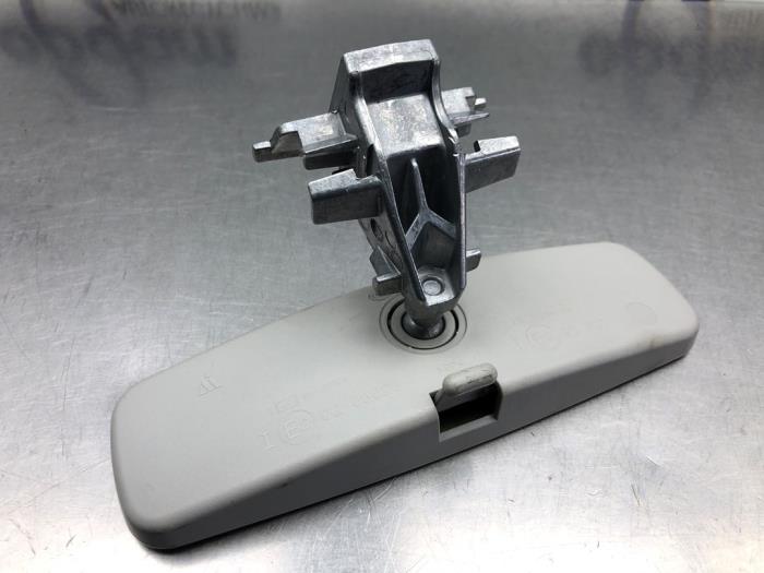 Backspegel från en Renault Captur (2R) 0.9 Energy TCE 12V 2016