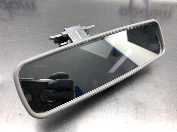 Backspegel från en Renault Captur (2R) 0.9 Energy TCE 12V 2016