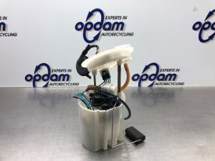 Używane Pompa benzynowa Mini Mini (F56) 1.5 12V Cooper Cena € 85,00 Procedura marży oferowane przez Gebr Opdam B.V.