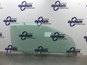 Gebruikte Deurruit 4Deurs links-voor Peugeot 206+ (2L/M) 1.1 XR,XS Prijs € 35,00 Margeregeling aangeboden door Gebr Opdam B.V.