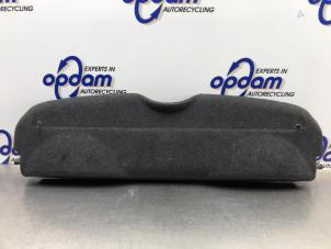 Begagnade Hatthylla BMW Mini One/Cooper (R50) 1.6 16V One Pris € 35,00 Marginaltabell erbjuds av Gebr Opdam B.V.