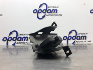 Gebruikte Achterklep Slotmechaniek Citroen C4 Grand Picasso (UA) 1.8 16V Prijs € 50,00 Margeregeling aangeboden door Gebr Opdam B.V.