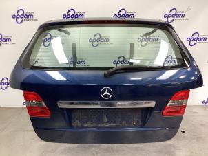 Begagnade Baklucka Mercedes B (W245) 2.0 B-200 16V Turbo Pris € 150,00 Marginaltabell erbjuds av Gebr Opdam B.V.