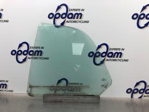 Begagnade Extra fönster, 2-dörrars, vänster bak Volkswagen Golf III Cabrio Restyling (1E7) 1.8 Kat. Pris € 35,00 Marginaltabell erbjuds av Gebr Opdam B.V.