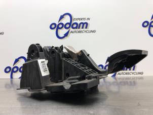 Begagnade Bromspedal Fiat 500 (312) 0.9 TwinAir 85 Pris € 60,00 Marginaltabell erbjuds av Gebr Opdam B.V.