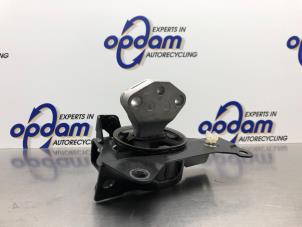 Begagnade Fäste, växellåda Suzuki Swift (ZC/ZD) 1.0 Booster Jet Turbo 12V SHVS Pris € 50,00 Marginaltabell erbjuds av Gebr Opdam B.V.