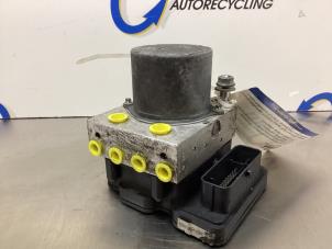 Gebruikte ABS Pomp Toyota Auris Touring Sports (E18) 1.2 T 16V Prijs € 450,00 Margeregeling aangeboden door Gebr Opdam B.V.