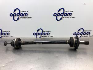 Używane Os napedowa lewy tyl BMW 7 serie (G11/12) 740d,Ld xDrive 24V Cena € 300,00 Procedura marży oferowane przez Gebr Opdam B.V.