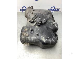 Używane Zbiornik AdBlue Opel Vivaro 1.6 CDTI 95 Euro 6 Cena € 484,00 Z VAT oferowane przez Gebr Opdam B.V.