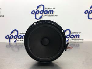 Begagnade Högtalare Volkswagen Golf Plus (5M1/1KP) 1.4 TSI 122 16V Pris € 25,00 Marginaltabell erbjuds av Gebr Opdam B.V.