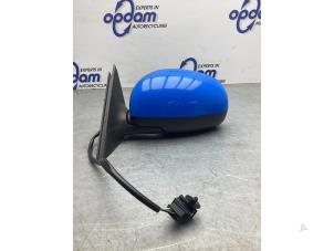Używane Lusterko zewnetrzne lewe Skoda Fabia II Combi 1.2 TDI 12V Greenline Cena € 40,00 Procedura marży oferowane przez Gebr Opdam B.V.