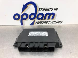 Używane Modul czujników parkowania Mercedes CLK (R209) 3.2 320 V6 18V Cena € 75,00 Procedura marży oferowane przez Gebr Opdam B.V.