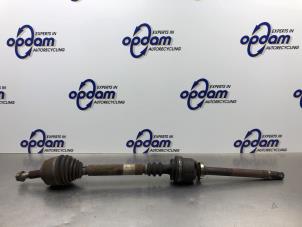 Gebruikte Aandrijfas rechts-voor Renault Espace (JK) 2.0 Turbo 16V Grand Espace Prijs € 75,00 Margeregeling aangeboden door Gebr Opdam B.V.