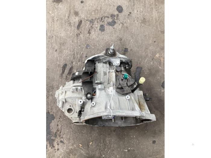 Växellåda från en Nissan NV 300 1.6 dCi 95 2019