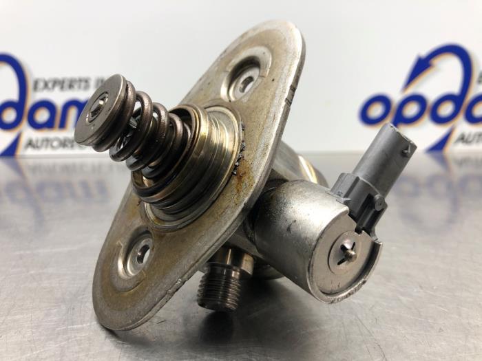 Högtryckspump från en MINI Mini (F56) 1.5 12V Cooper 2018