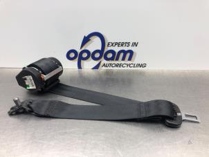 Używane Pas bezpieczenstwa lewy tyl Volkswagen Golf VII (AUA) 1.4 TSI 16V Cena € 50,00 Procedura marży oferowane przez Gebr Opdam B.V.