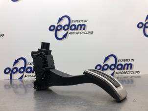 Używane Pedal gazu Audi A3 Sportback (8VA/8VF) 1.0 TFSI 12V Cena € 50,00 Procedura marży oferowane przez Gebr Opdam B.V.