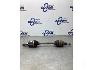 Gebruikte Homokineetas links-voor Mazda CX-5 I (KE,GH) 2.0 SkyActiv-G 16V 2WD Prijs € 125,00 Margeregeling aangeboden door Gebr Opdam B.V.