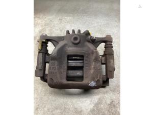 Gebruikte Remklauw (Tang) links-voor Nissan NV 300 1.6 dCi 95 Prijs € 121,00 Inclusief btw aangeboden door Gebr Opdam B.V.