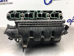 Gebruikte Inlaatspruitstuk Opel Corsa D 1.4 16V Twinport Prijs € 100,00 Margeregeling aangeboden door Gebr Opdam B.V.