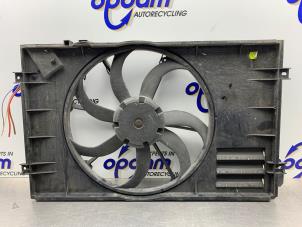 Gebruikte Koelvin Volkswagen Caddy III (2KA,2KH,2CA,2CH) 1.9 TDI Prijs € 50,00 Margeregeling aangeboden door Gebr Opdam B.V.