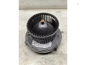 Begagnade Fläktmotor för uppvärmning och ventilation Volkswagen Caddy Cargo V (SBA/SBH) 2.0 TDI BlueMotionTechnology Pris € 90,75 Inklusive moms erbjuds av Gebr Opdam B.V.