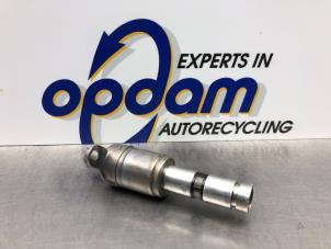 Używane Regulacja walka rozrzadu Renault Modus/Grand Modus (JP) 1.6 16V Cena € 40,00 Procedura marży oferowane przez Gebr Opdam B.V.