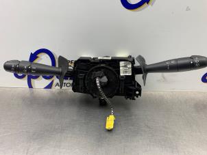 Gebruikte Combischakelaar Stuurkolom Dacia Logan MCV (KS) 1.6 MPI 85 Prijs € 75,00 Margeregeling aangeboden door Gebr Opdam B.V.